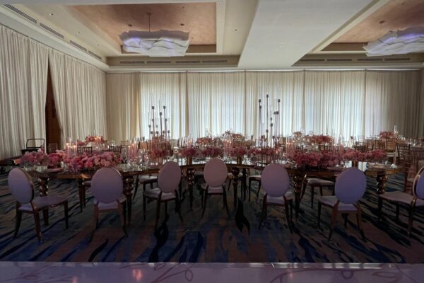 washington mirrored serpentine table 8